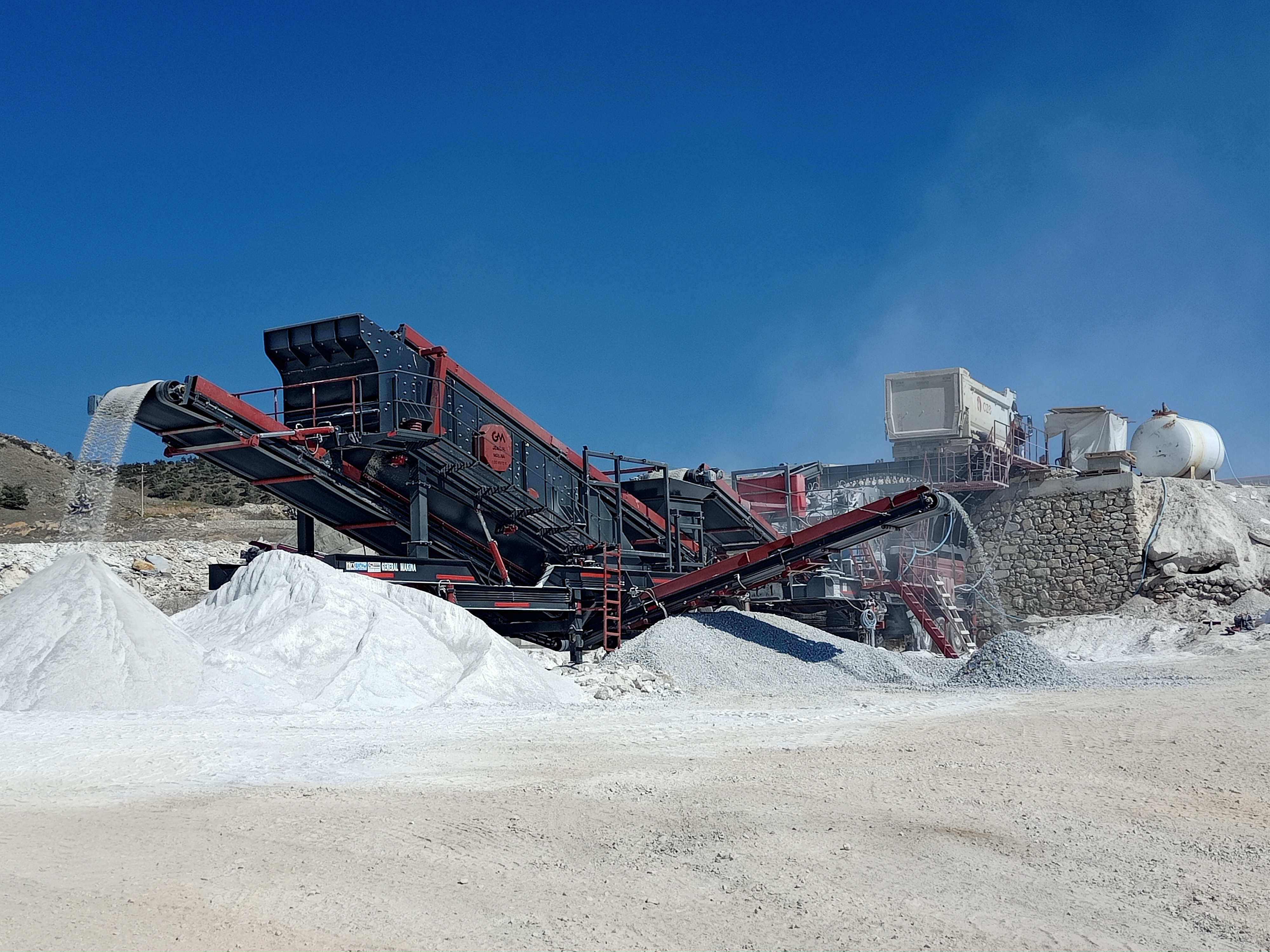 General 03 Concasseur Mobile à Double Châssis-Denizli / Türkiye