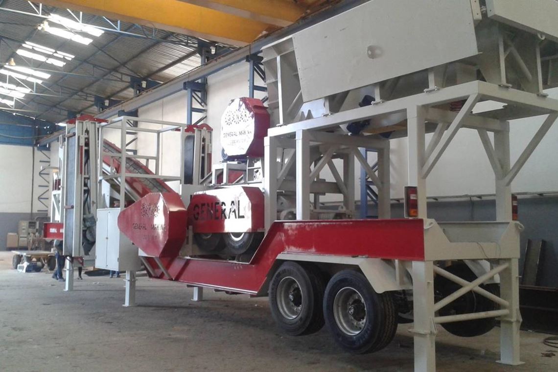 Mobile Roll Crusher